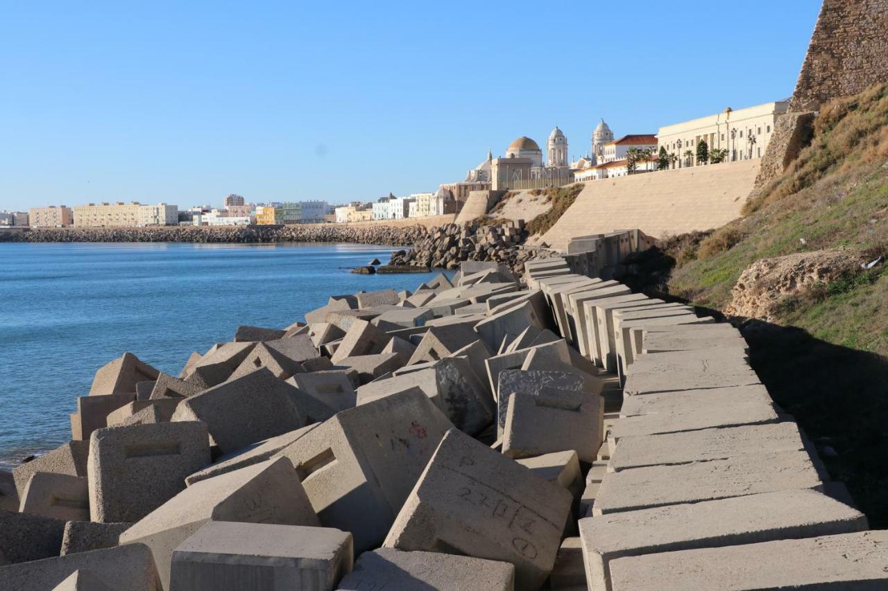 Apartamento Del Rio Playa Cadiz Luaran gambar
